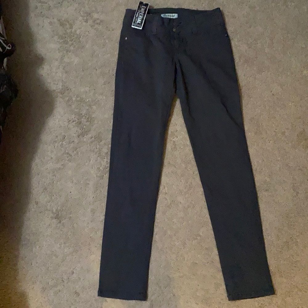 FLASH SALE! NWT Emperial Premium Size 9 Jeans